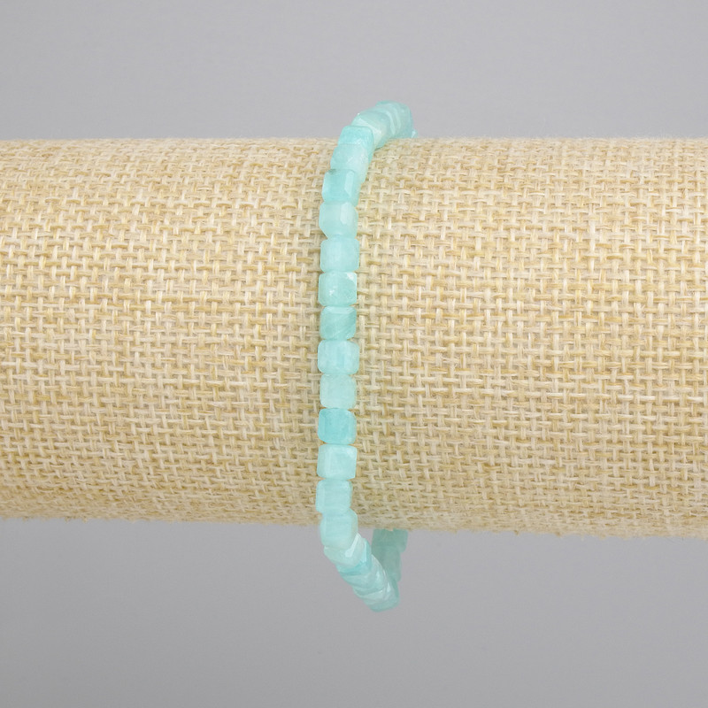 Bransoletka Amazonit fasetowana kostka, średnica 4x4mm+-, długość 18cm+- stretch