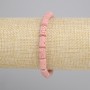Bransoletka z różowej lawy wulkanicznej cylindryczna, średnica 10×6 mm, długość 18 cm, na elastycznej bazie