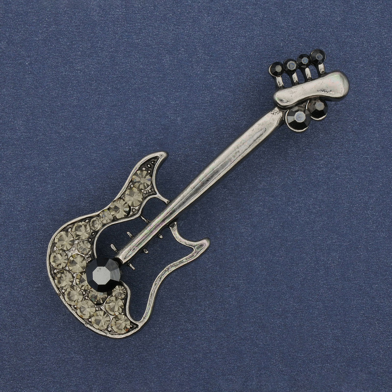 Broszka Gitara ze srebrzystym metalem i kryształami 56×26 mm