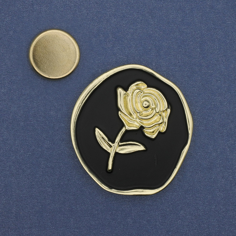Broszka na magnesie Akcent – złocista emalia, metal złocisty, 41 mm+