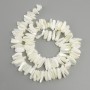 Koraliki z masy perłowej w drobinkach, średnica 12-18×4-7 mm ±, długość 39 cm ± na nitce