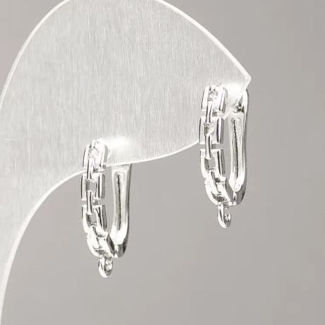 Sztyfty do kolczyków z metalu w kolorze srebrzystym 18×3 mm – para