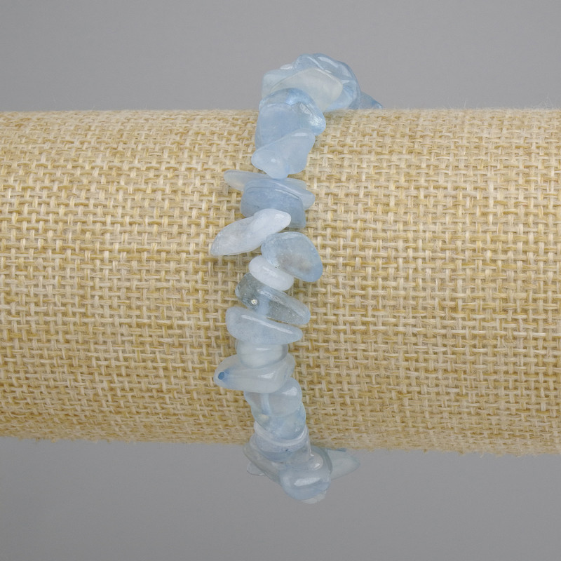 Bransoletka z drobinkami akwamarynu, średnica 7–14×2–7 mm, długość 18 cm, elastyczna