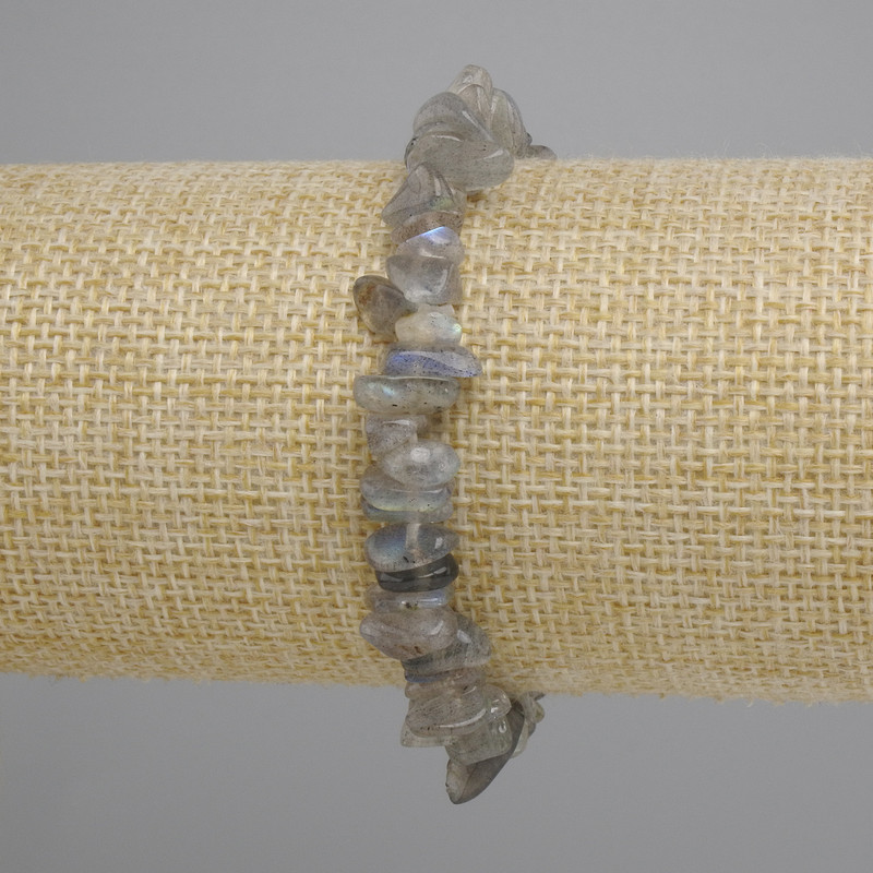 Bransoletka z labradorytu – kawałki, średnica 6–12×1,5 mm, długość 18 cm, elastyczna