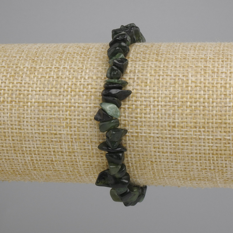 Bransoletka z jadeitu – drobne cząstki, średnica 7–9×2–4 mm, długość 18 cm, elastyczna