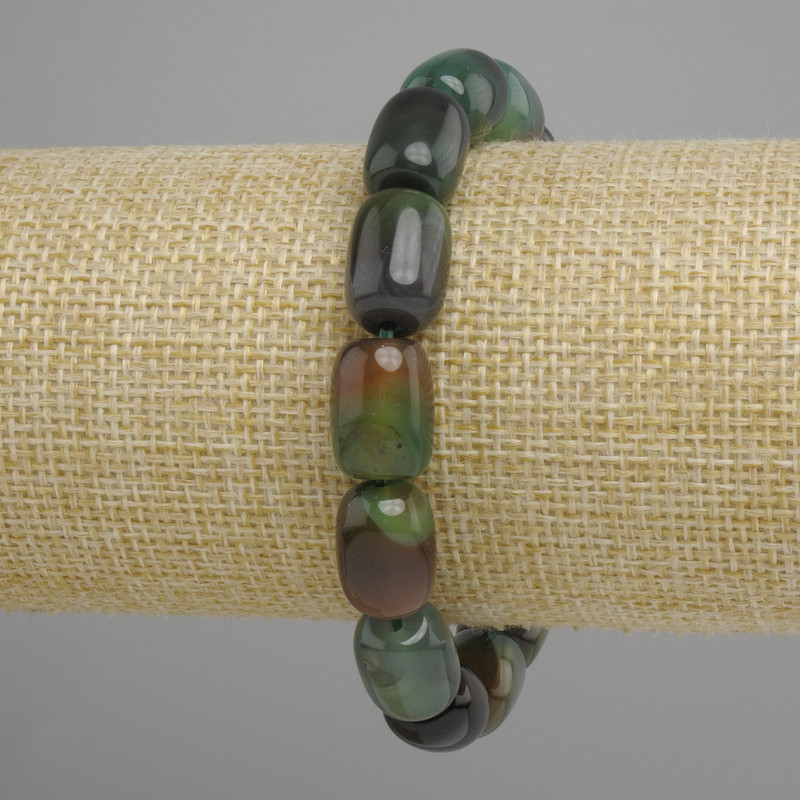 Bransoletka z brazylijskiego agatu w formie baryłek, średnica 15×11 mm, długość 18 cm, elastyczna