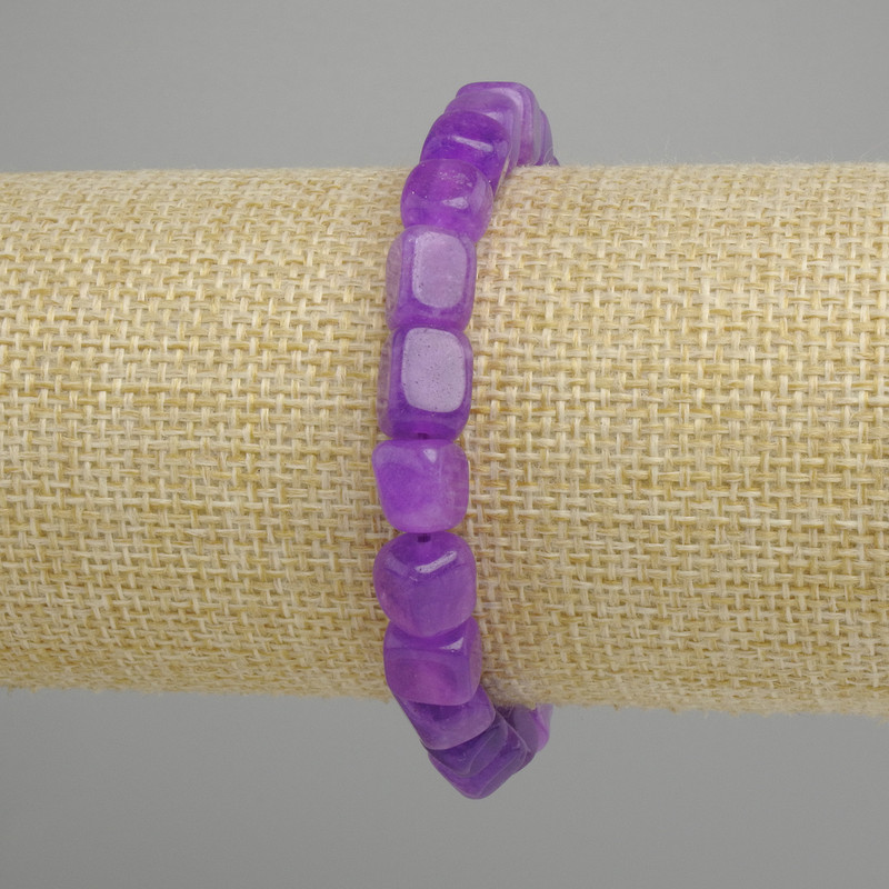 Bransoletka z sugilitem w kostkach, średnica 7–8 mm, długość 18 cm, elastyczna