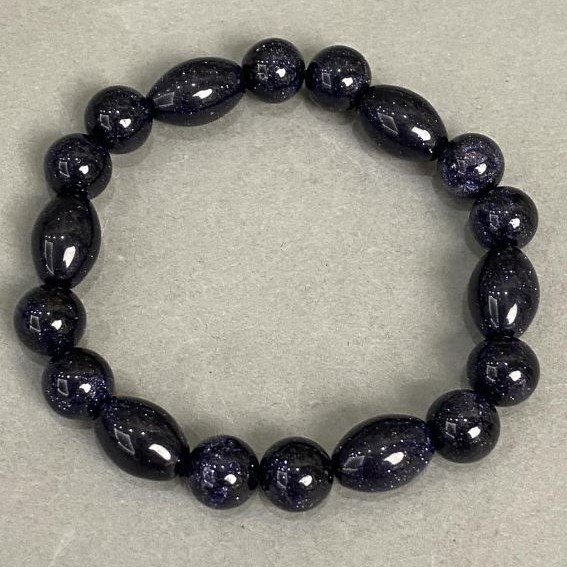 Bransoletka z aventurynem „Noc Kairy” kulka, średnica 10 mm ±, kształt beczki 14×10 mm ±, długość 18 cm ±, na elastycznej gumce