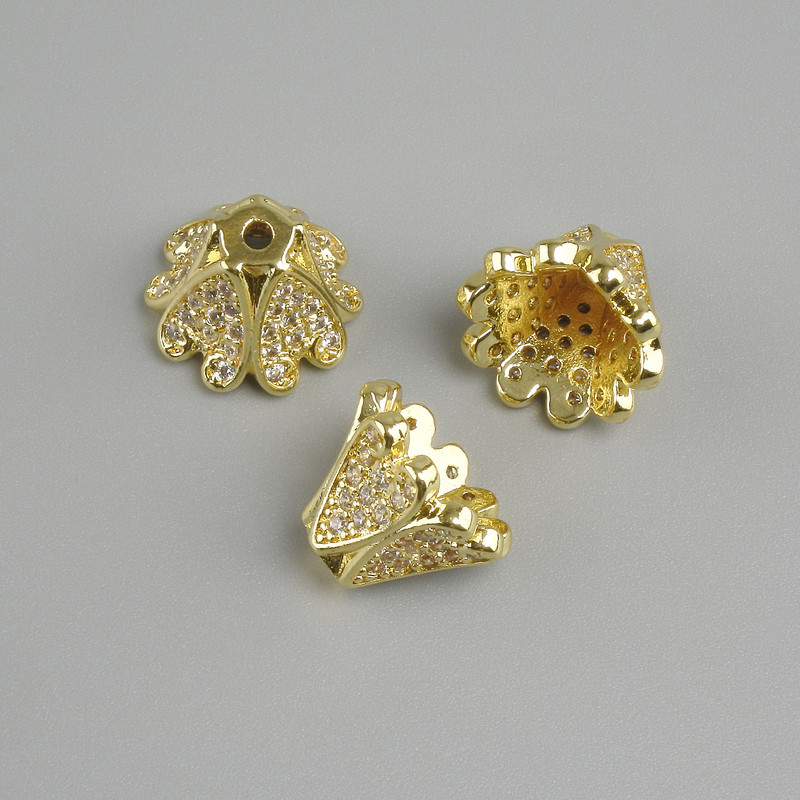 Cena za 1 szt. Końcówka jubilerska, średnica 12×8 mm ± otwór o średnicy około 1,3 mm ±, złoty kolor metalu