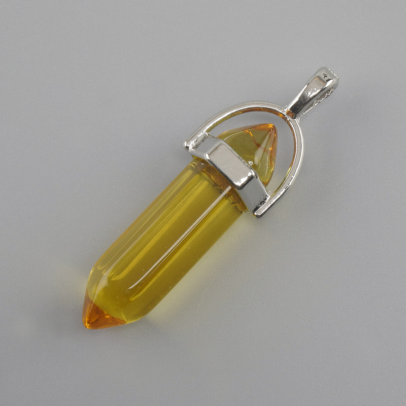 Wisiorek sześciokątny z barwionego szkła 8×31×41 mm+
