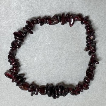 Bransoletka Granat drobina 6-8×3-5mm+-, długość 18cm +- stretch