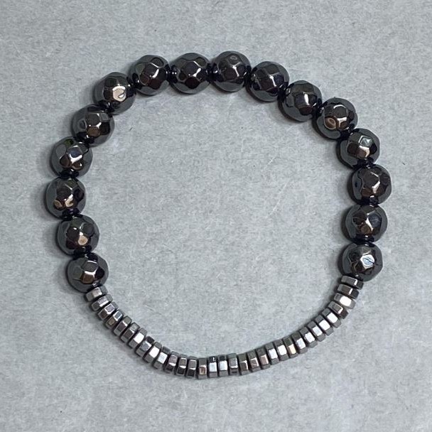 Bransoletka Hematyt rondelka 4x2mm+- kulka fasetowana 8mm+-, długość 18cm +- stretch