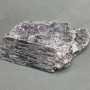 Lepidolit naturalny surowy kamień, średnica 110×92×29-15 mm ± waga bryły 530 gram