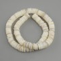 Koraliki z muszli Scapharca rondel, średnica 10x1, 5-2 mm+- , długość 38 cm+- na żyłce
