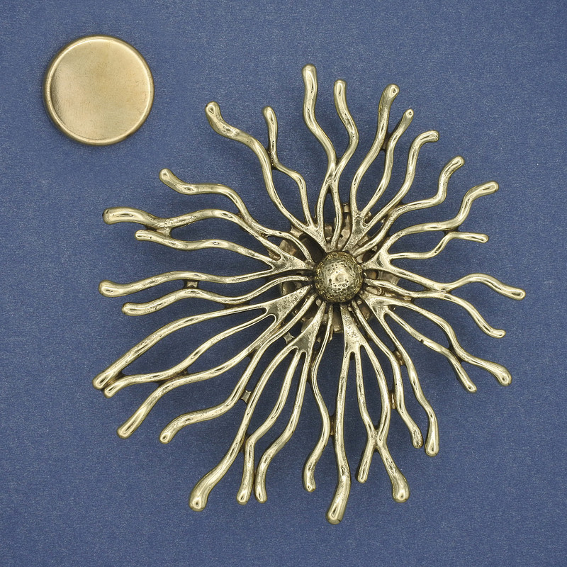 Broszka na magnesie Kwiat 75 mm ± złocisty metal