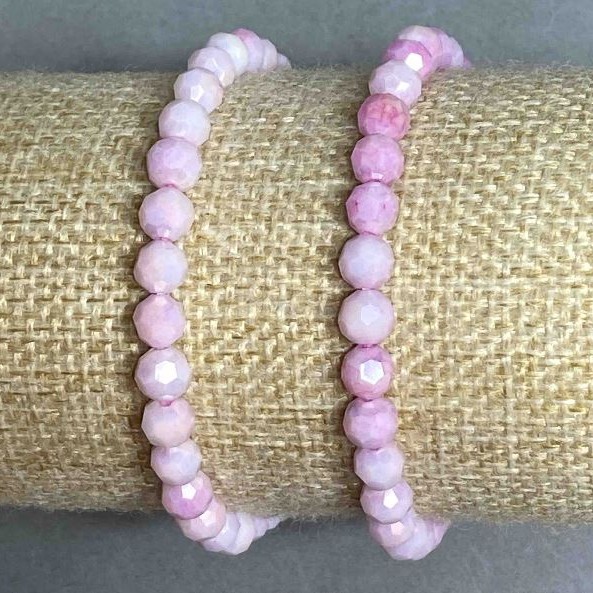 Bransoletka Czeskie kryształ fasetowana kulka 6mm+-, długość 18cm+-, stretch