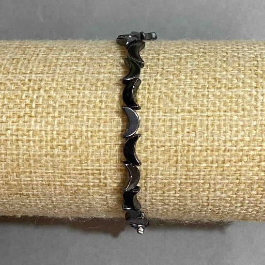 Bransoletka z hematytu księżyc 8x4 mm+-, długość 18 cm+- stretch