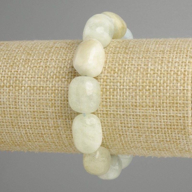 Bransoletka z morganitu, otoczka 15–18×12–13, 5 mm ±, długość 18 cm ± na gumce (stretch)