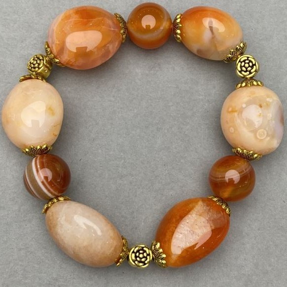 Bransoletka Sarder gładziak 20x17 mm+- Agat kulka 12 mm+- z wstawkami, długość 18 cm+- typu stretch