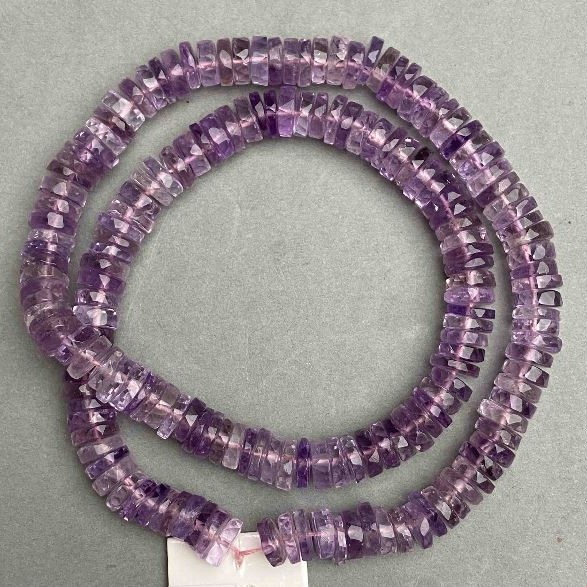 Koraliki naturalny ametyst fasetowany rondel, średnica 7-7, 5x2-3 mm +- , długość 40 cm +- na sznurku