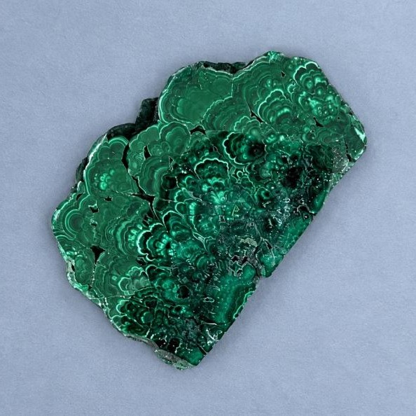 Płytka pamiątkowa z naturalnego kamienia Malachit 103x69x10 mm ± waga 208 gram