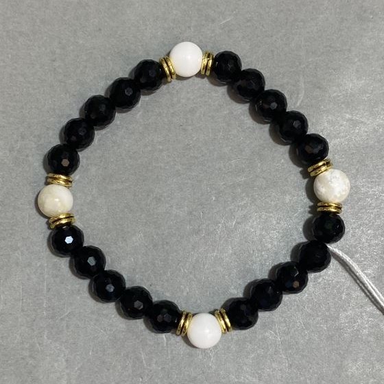 Bransoletka Agat fasetowana kulka 8 mm ± gładka kulka 8 mm +-, długość 18 cm ± stretch