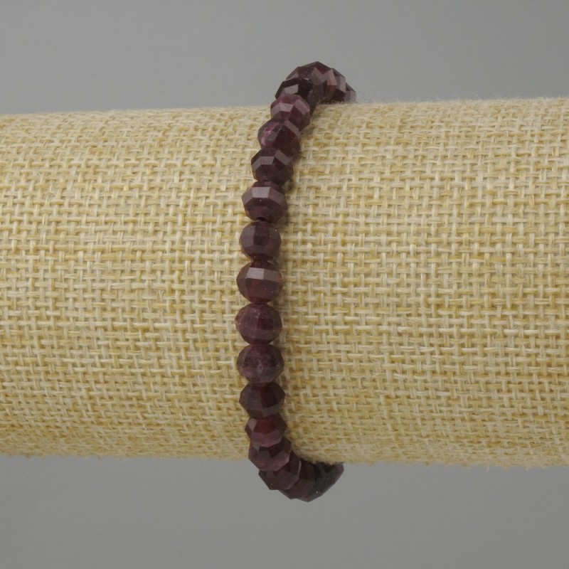 Bransoletka Turmalin Rubelit fasetowany rondel, średnica 6x5, 5 mm+-, długość 18 cm +- strecz