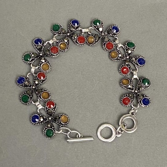 Bransoletka metalowa z kolorowymi kryształami ogniwa 22mm+-, długość 22-24cm +- zapięcie typu toggle