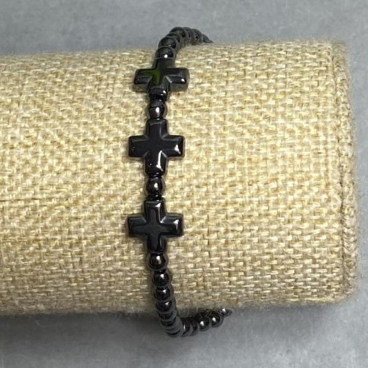 Bransoletka z hematytu kulka, średnica 4 mm+- krzyż 10×10 mm+-, długość 18 cm +- stretch