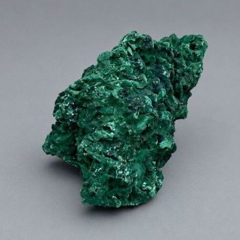 Suwenirny minerał malachit o strukturze włóknisto-promienistej, waga 521 g, 118x66x58 mm+