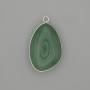 Wisiorek Nefryt w metalowej oprawie srebrnego koloru 30x22mm+