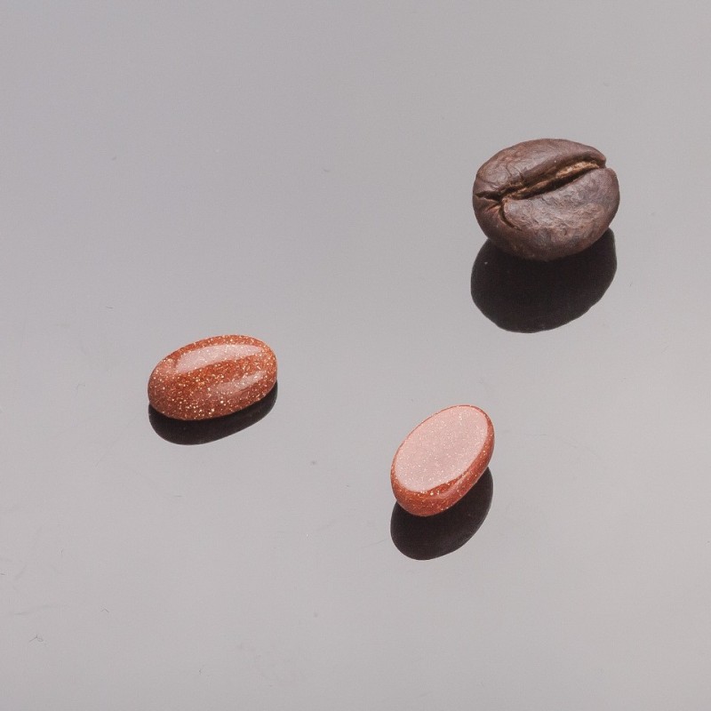 Okucia: kaboszon mini owalny z awenturyny „Złoty piasek”, średnica 8×5 mm