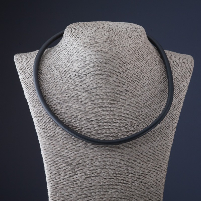 Sznurek kauczukowy szary, średnica 6 mm, długość 50 cm