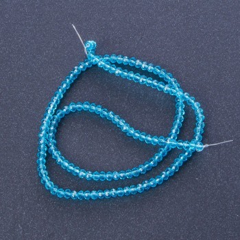 Koraliki z czeskiego kryształu, przejrzysty kolor niebiesko-turkusowy, długość 37 cm, średnica 3,5 mm