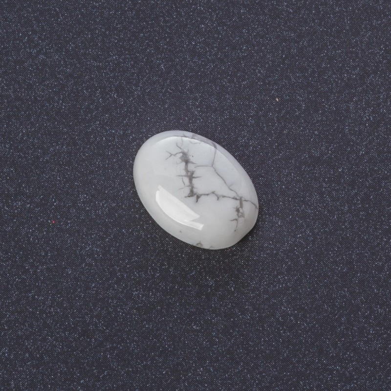 Kaboszon z kaolinitu naturalny kamień 18×13 mm (+ -)