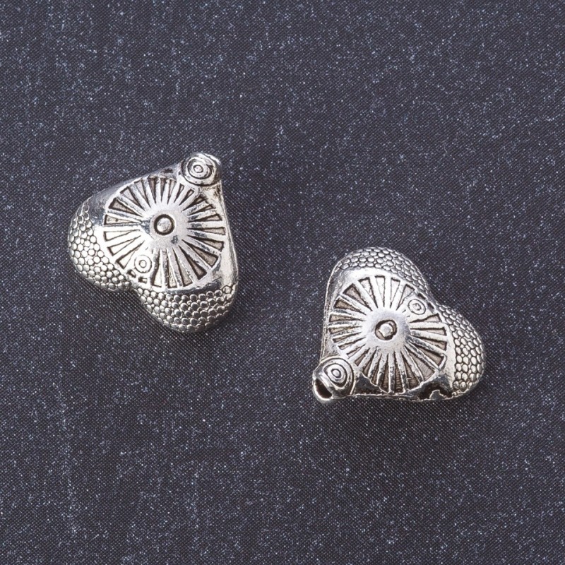 Koralik-wstawka w formie serca, kolor metalu „srebro” 12×13 mm