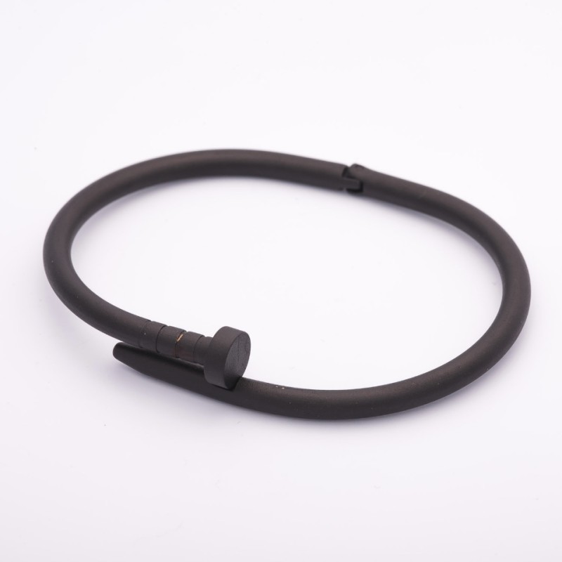 Bransoletka 'Gwóźdź' w kolorze czarnego metalu, klamra hi-tech, obwód 18 cm