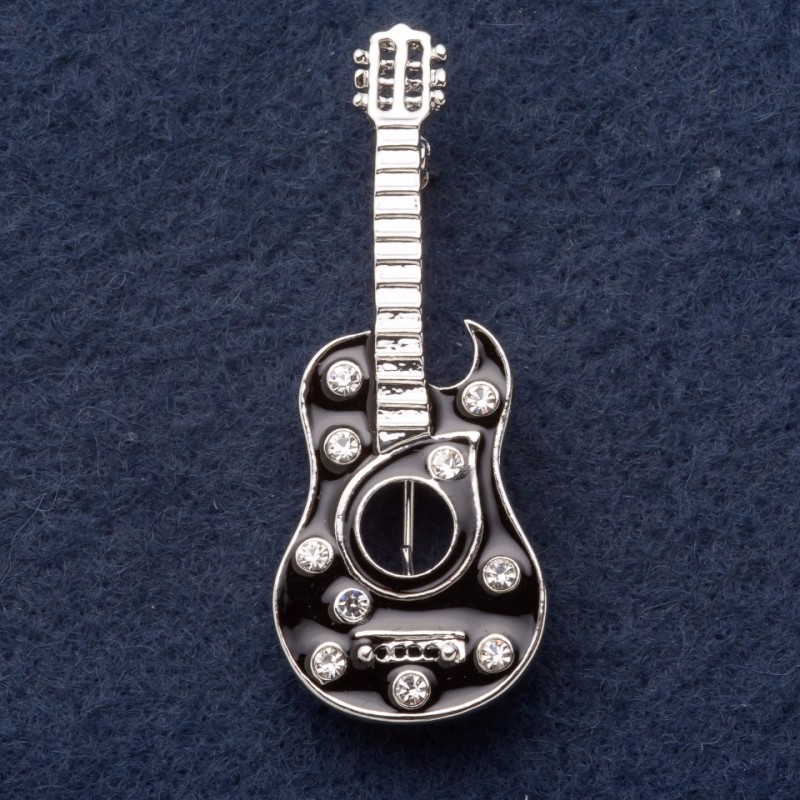 Broszka «Gitara Bandery» 5×2 cm, czarna emalia, szary metal