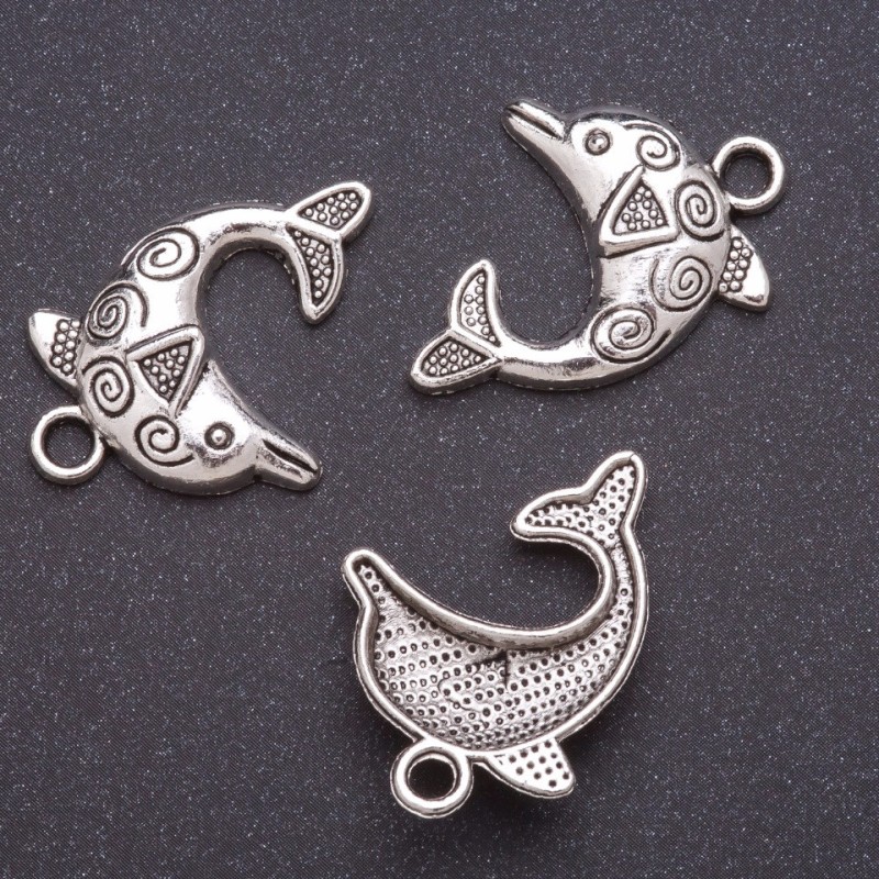 Zawieszka do biżuterii Delfin z szarego metalu, średnica 4 mm, długość 31 mm, kolor metalu: szary, wykończenie 20 g ± 8 sztuk