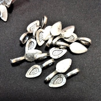 Podstawa pod kaboszon 21 mm bez otworu przelotowego, masa 20 g ± 22 szt.