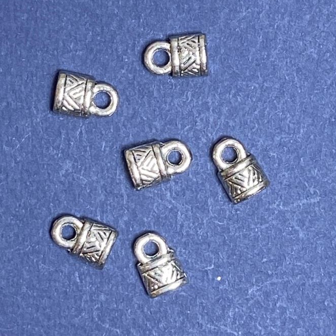 Wisiorek-zamek, długość 10 mm, otwór 1–3 mm, kolor srebrny, opakowanie 20 g ± 17 szt