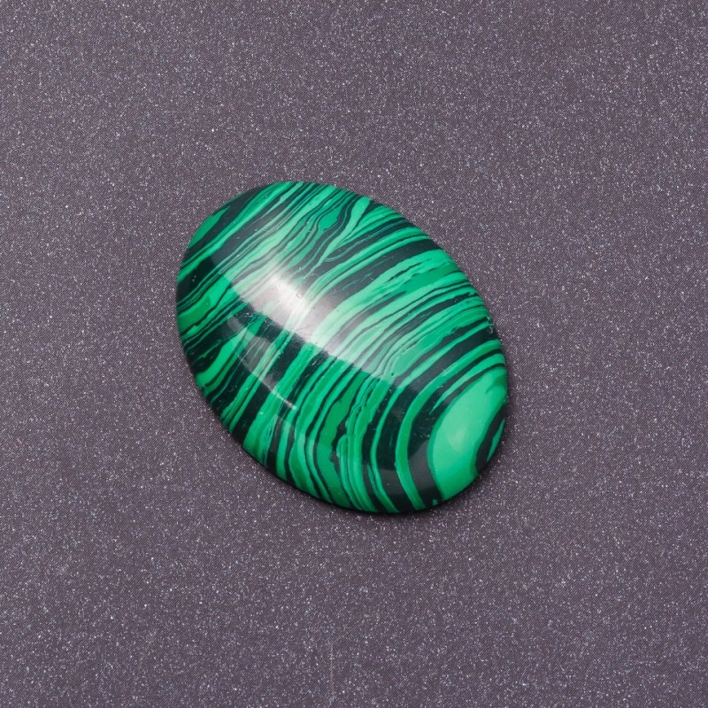 Kaboszon z kamienia malachit (prasowany) 40×30 mm