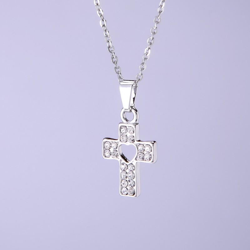 Wisiorek na łańcuszku ankier Krzyż z sercem, średnica 20×14 mm, długość 40–45 cm