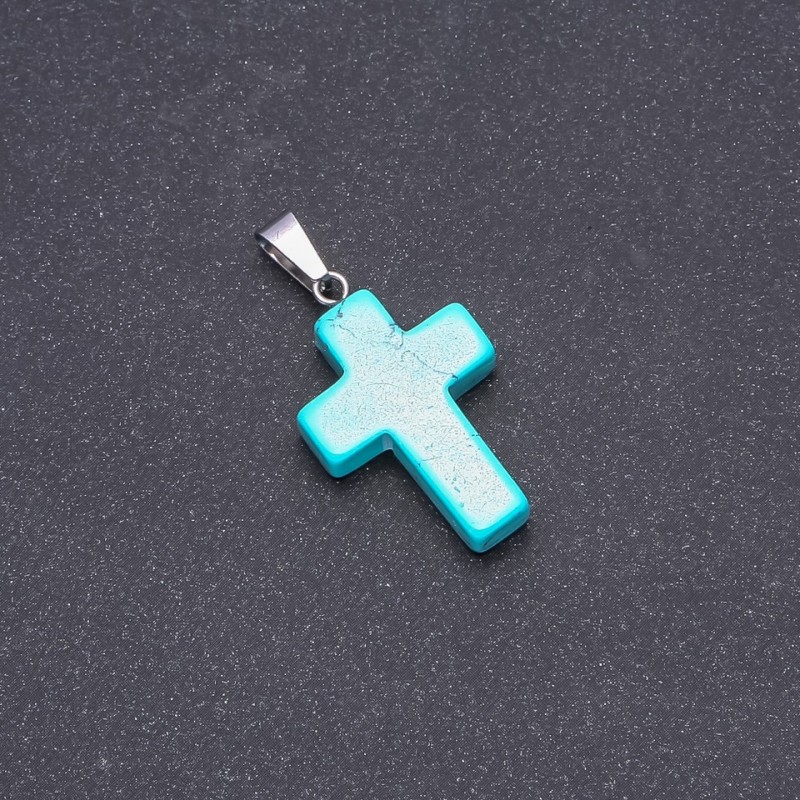 Wisiorek krzyż z turkusem prasowanym 25×18 mm
