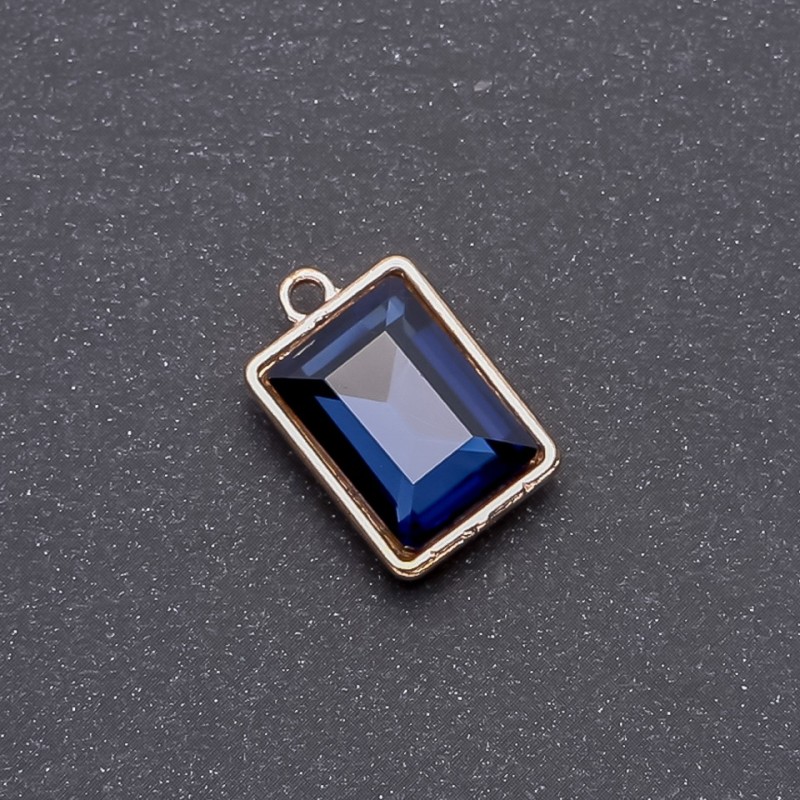 Wisiorek z niebieskim kryształem 17×12×19 mm