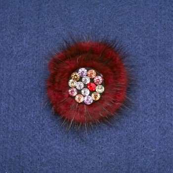 Broszka z futra norki bordowego ze strassami, średnica 60 mm