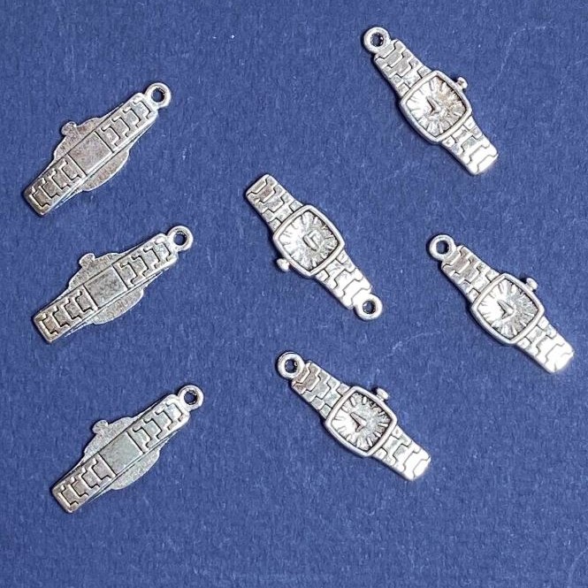 Zawieszka do biżuterii „Zegarki” 23×9 mm, opakowanie 20 g, +/- 17 szt.