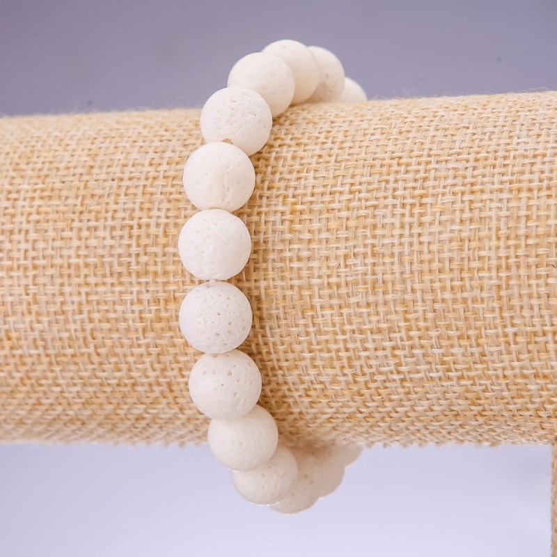 Bransoletka z naturalnego białego korala gąbczastego, gładka kulka, średnica 10 mm, na gumce, długość 18 cm