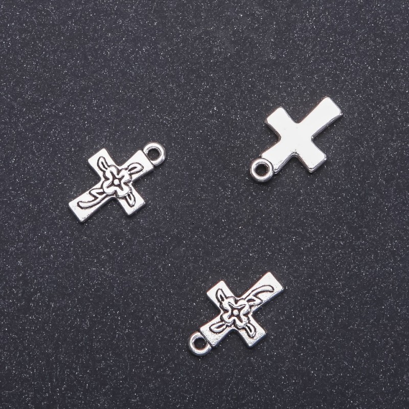 Zawieszka do biżuterii: krzyż z kwiatkiem, średnica 12 mm, długość 18 mm, średnica 1,8 mm, opakowanie 28 szt. (+-)
