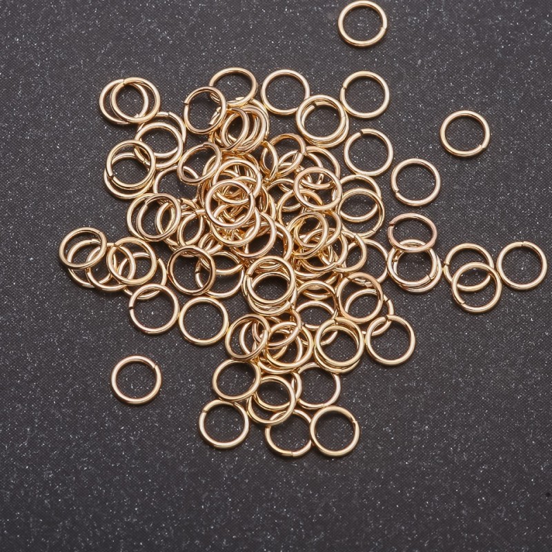 Okucia łącznikowe — cienki pierścień, średnica 4 mm, kolor metalu 'jasne złoto', opakowanie 2 g